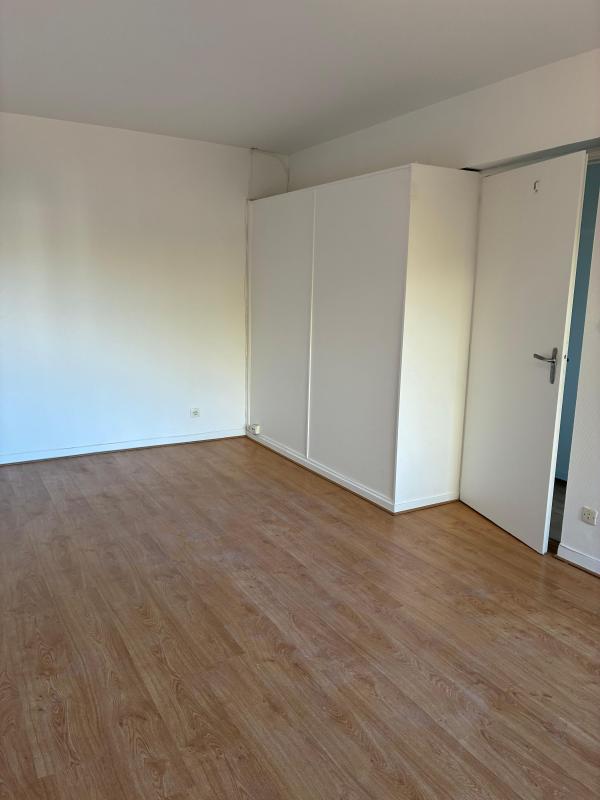 Studio - 31 m² - 1 pièce
