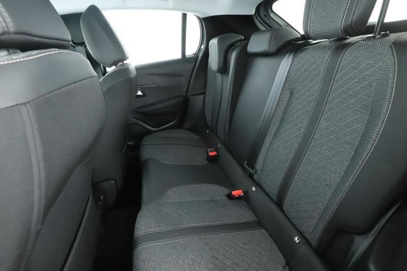 Peugeot 208 1.2 Hybrid Allure e-Dcs6 100 ch