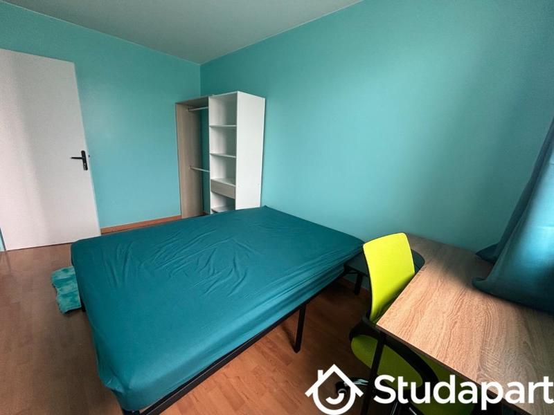 Chambre - 12 m² - 1 pièce
