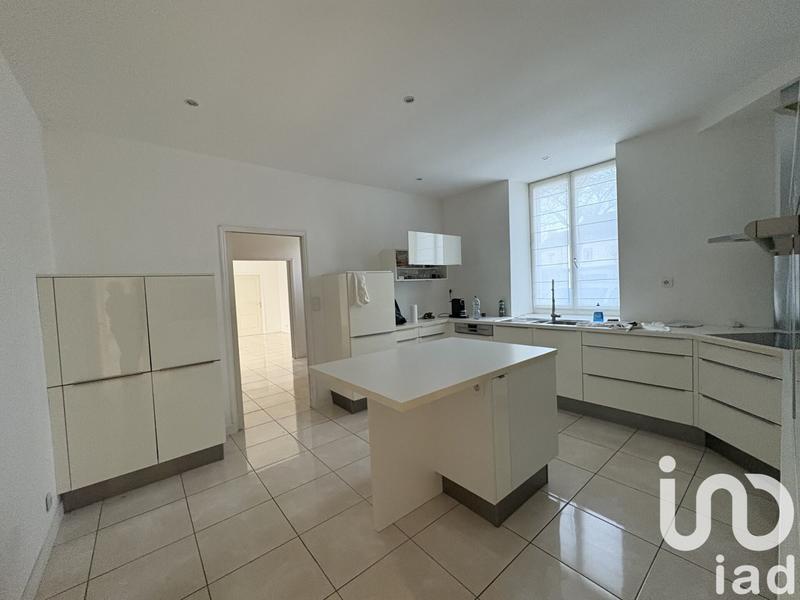 Maison de ville - 430 m² - 19 pièces