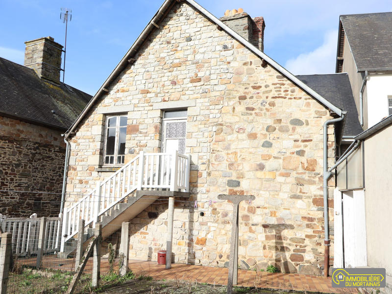 Maison - 168 m² - 8 pièces