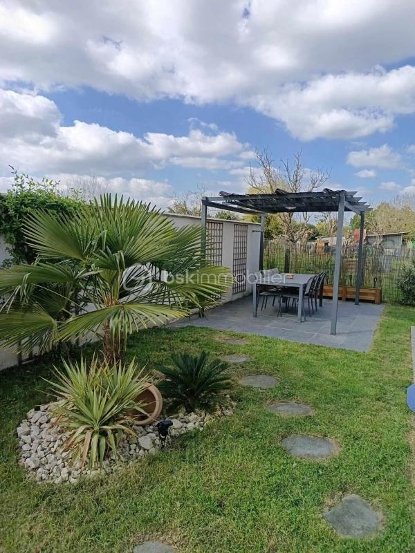 Maison - 105 m² - 4 pièces