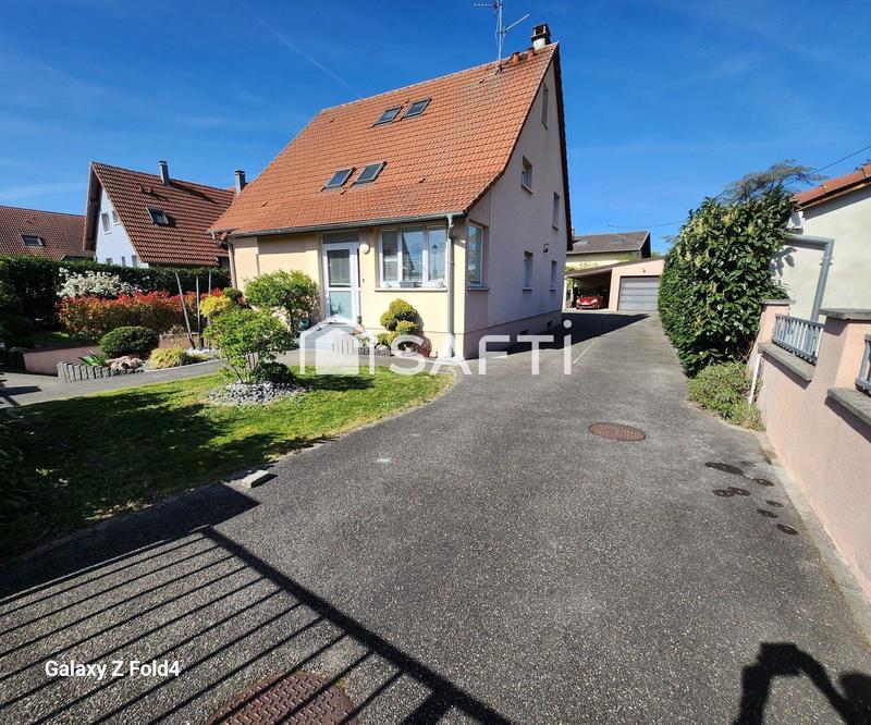 Maison - 213 m² - 9 pièces