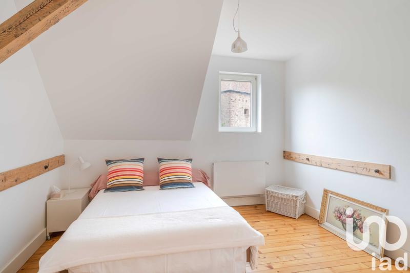 Maison - 307 m² - 11 pièces