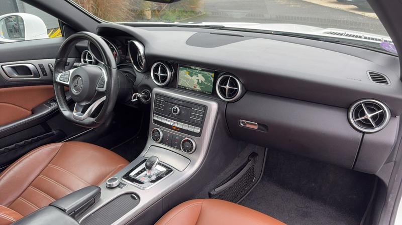 Mercedes Classe Slc 300 245 9g-Tronic Executive - Entretien constructeur