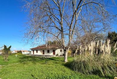 Maison - 110 m² - 6 pièces