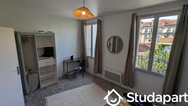 Chambre - 24 m² - 1 pièce