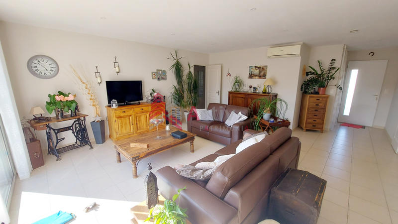 Maison - 102 m² - 4 pièces