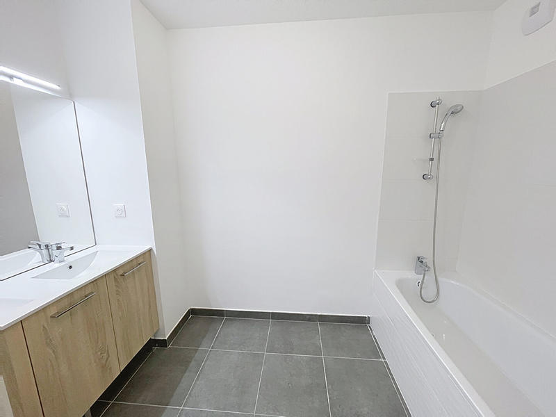 Appartement - 79 m² - 4 pièces