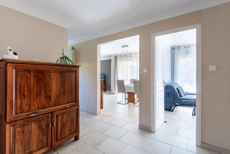 Appartement - 100 m² - 5 pièces