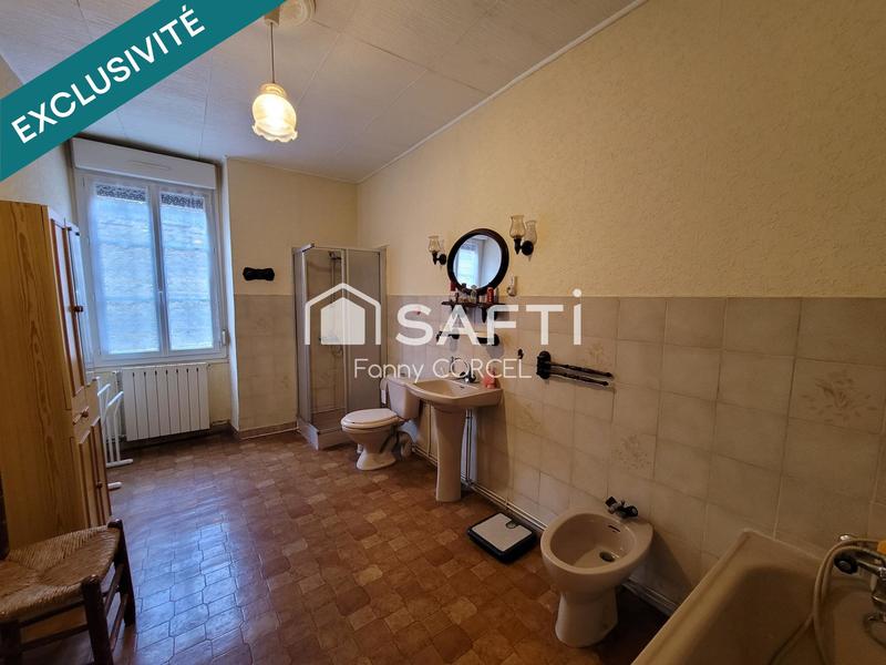 Maison - 137 m² - 6 pièces