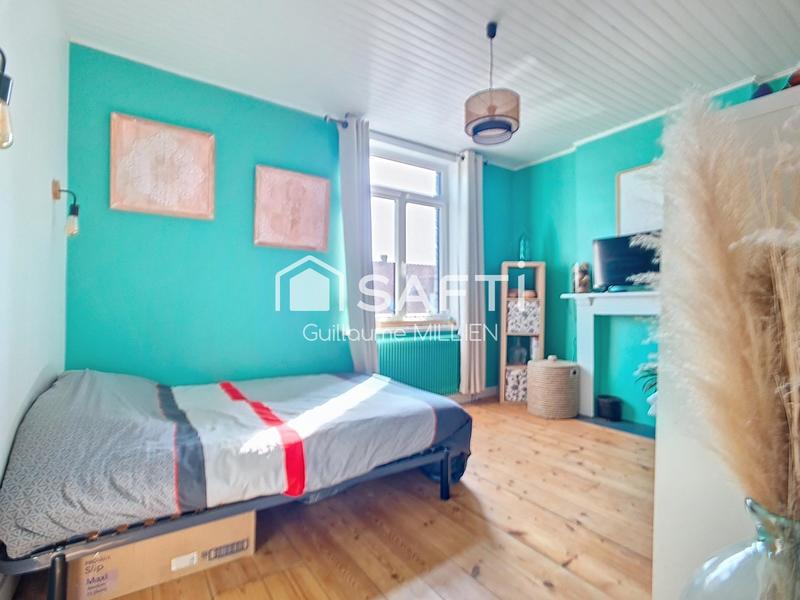 Maison - 90 m² - 5 pièces