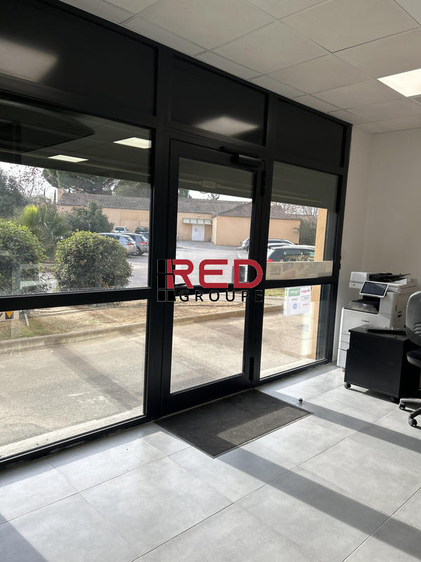 Local commercial - 140 m²