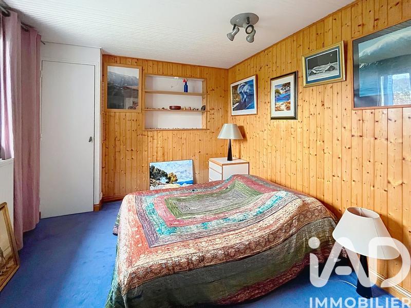 Maison - 215 m² - 8 pièces