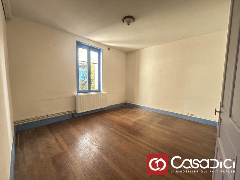 Maison - 97 m² - 7 pièces