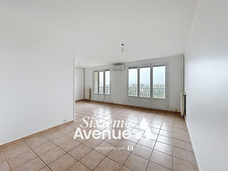 Appartement - 75 m² - 4 pièces