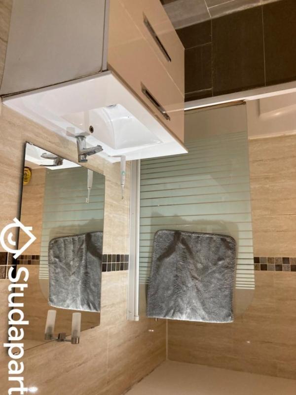 Chambre - 12 m² - 1 pièce