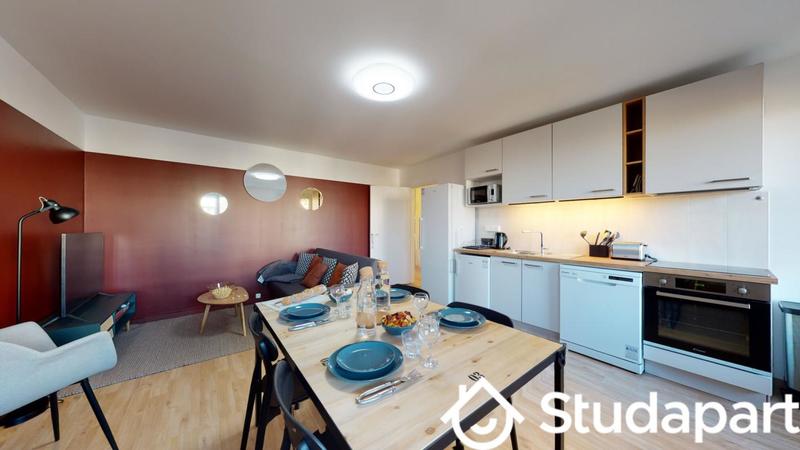 Chambre - 10 m² - 1 pièce