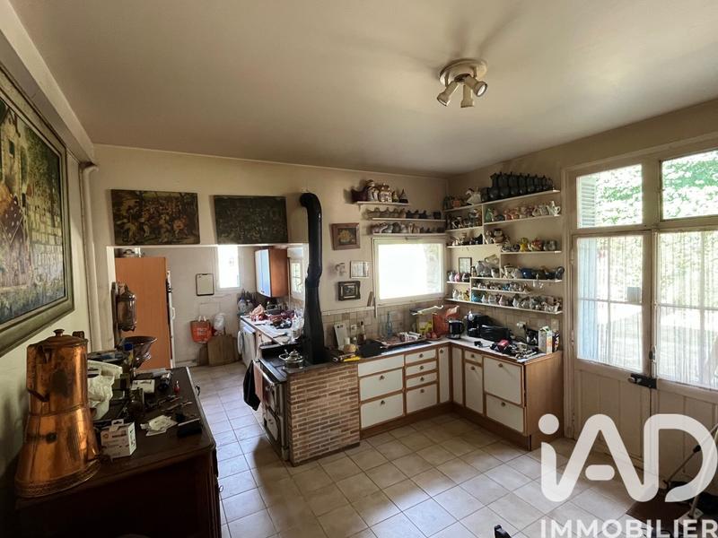 Maison - 558 m² - 13 pièces