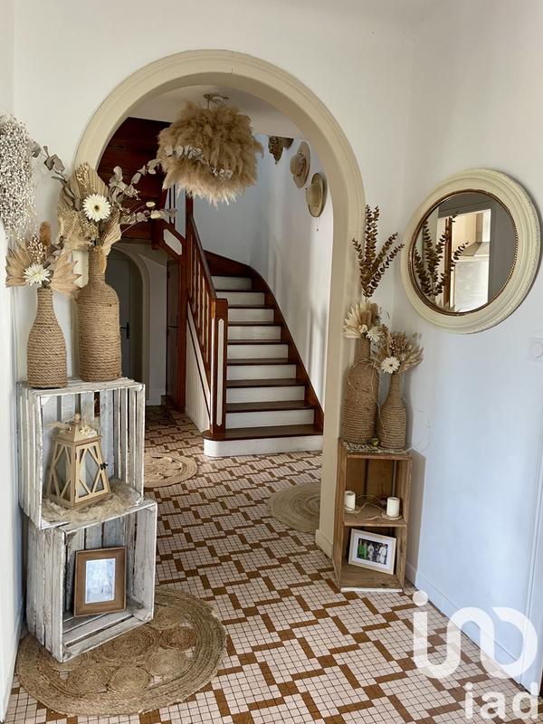 Maison - 177 m² - 7 pièces