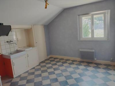 Appartement - 90 m² - 6 pièces