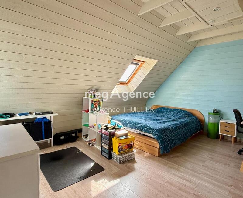 Maison - 110 m² - 5 pièces