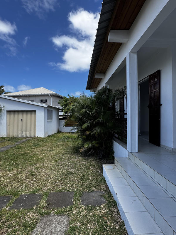 Maison - 100 m² - 4 pièces