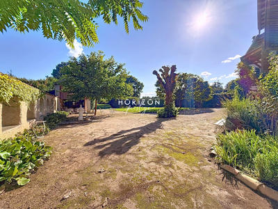 Maison ancienne - 223 m² - 10 pièces