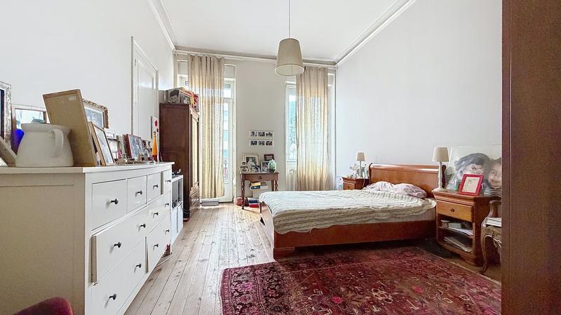 Maison de maîtres - 141 m² - 6 pièces