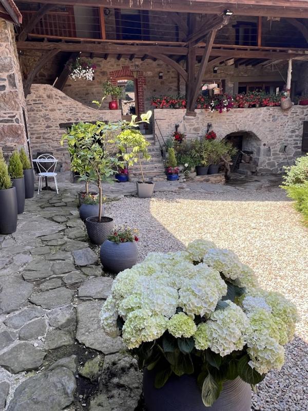 Maison - 220 m² - 7 pièces