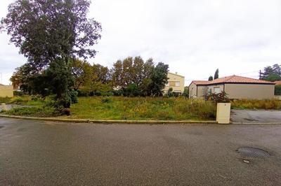 Terrain constructible - 622 m²