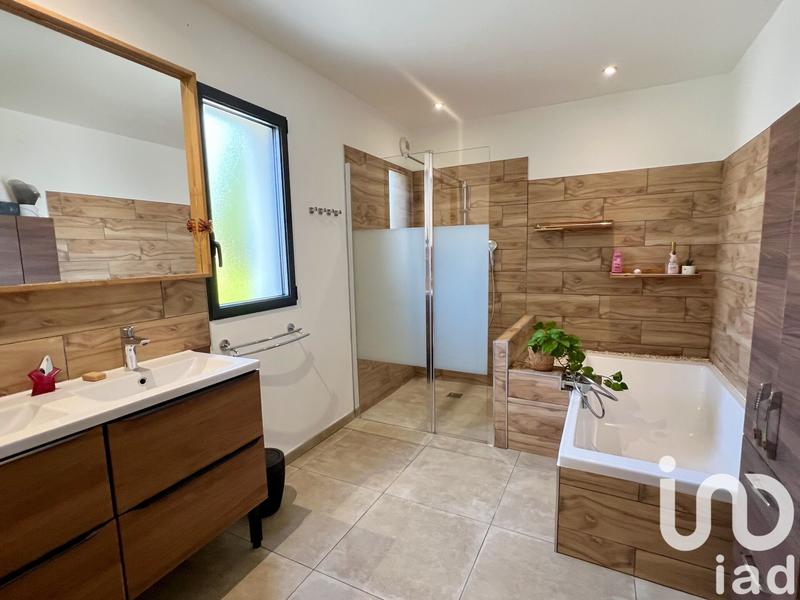 Maison - 189 m² - 7 pièces