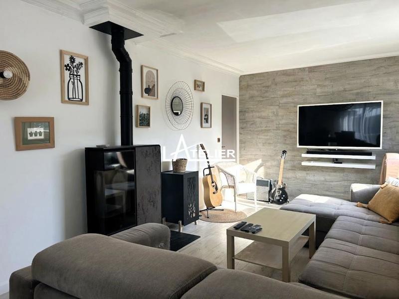 Maison - 111 m² - 4 pièces