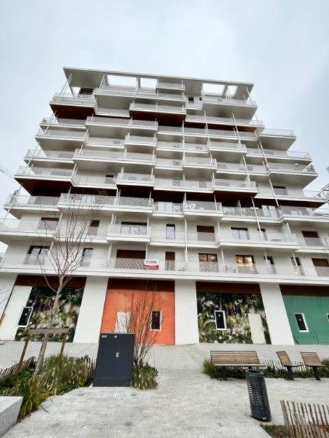 Parking / Garage - 18 m²