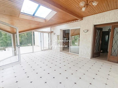 Maison - 167 m² - 6 pièces