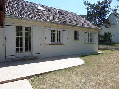Maison - 99 m² - 5 pièces