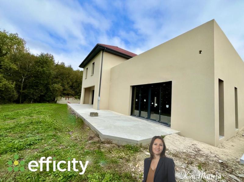 Maison - 181 m² - 5 pièces