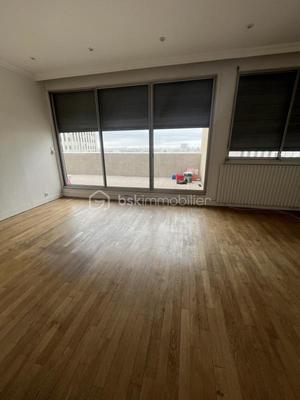 Appartement - 83 m² - 3 pièces