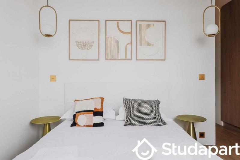 Appartement - 85 m² - 3 pièces