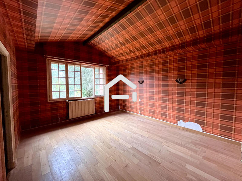 Maison - 307 m² - 6 pièces