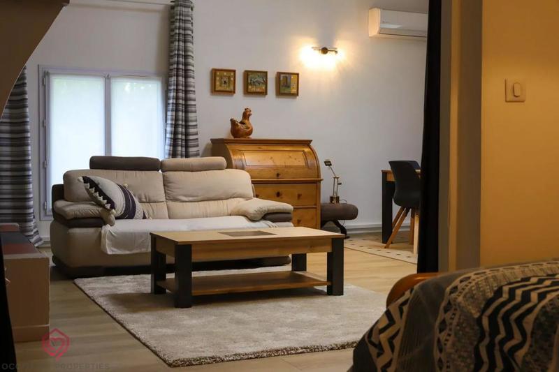 Propriété - 229 m² - 13 pièces