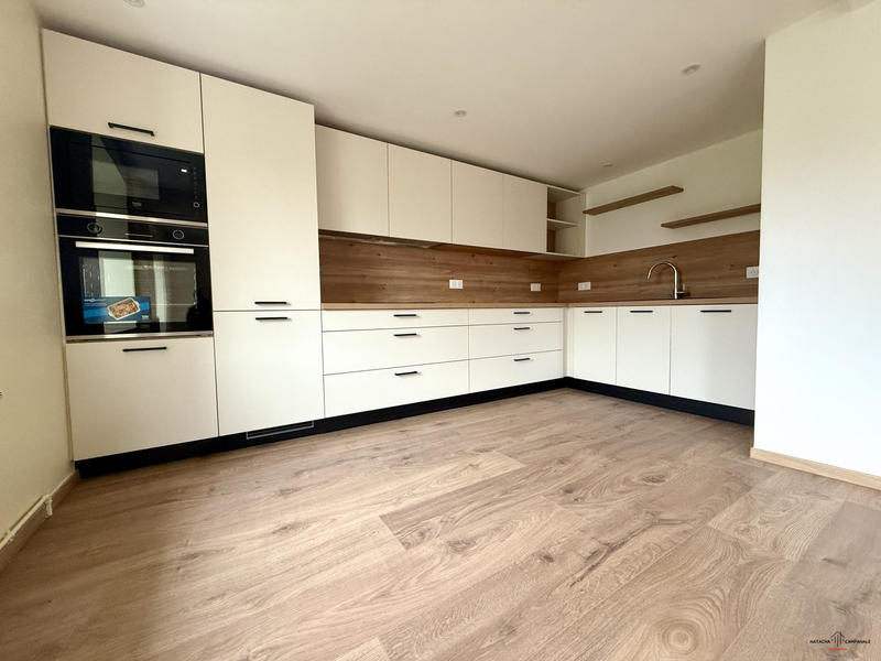 Maison - 104 m² - 5 pièces