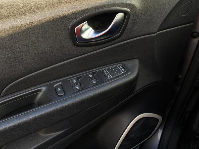 Renault Captur 1.3 Tce 130 cv sunset clim Gps radars Bluetooth