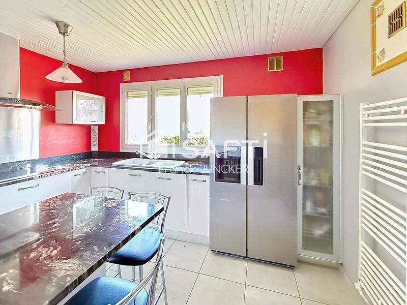 Maison - 110 m² - 5 pièces