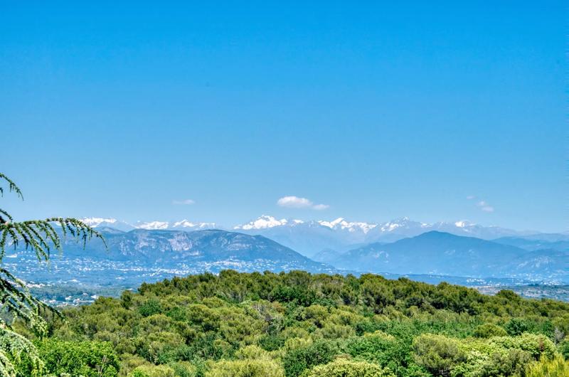 Propriété - 255 m²