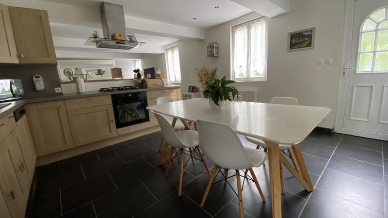 Maison - 190 m² - 7 pièces