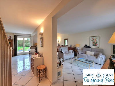 Maison - 167 m² - 6 pièces