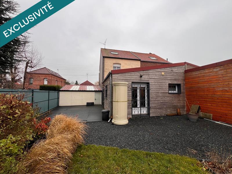 Maison - 95 m² - 5 pièces