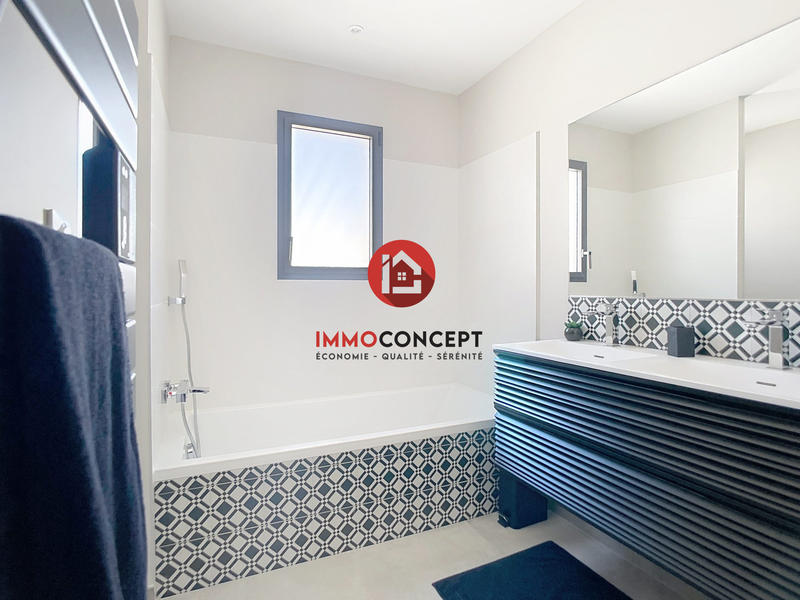 Villa - 230 m² - 6 pièces