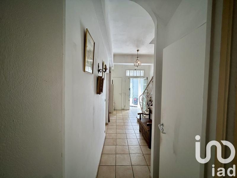 Maison - 200 m² - 6 pièces